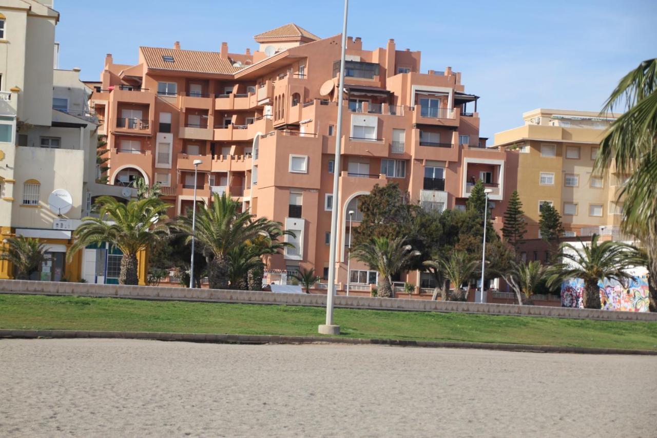 Apartamento En Primera Linea De Playa, Con Vistas A La Playa Y Con Wifi Roquetas de Mar Exteriör bild