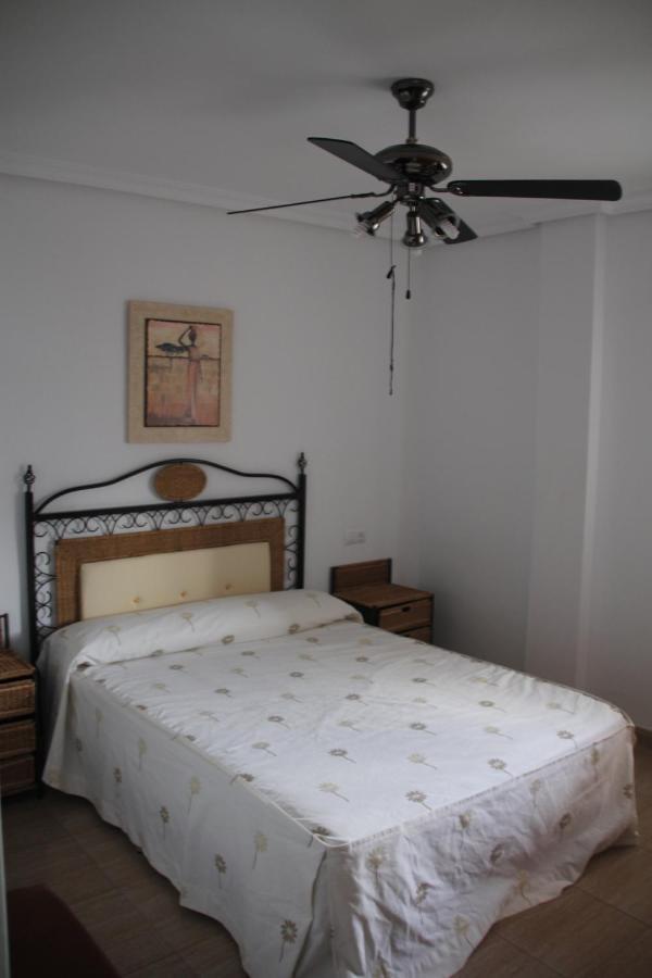 Apartamento En Primera Linea De Playa, Con Vistas A La Playa Y Con Wifi Roquetas de Mar Exteriör bild